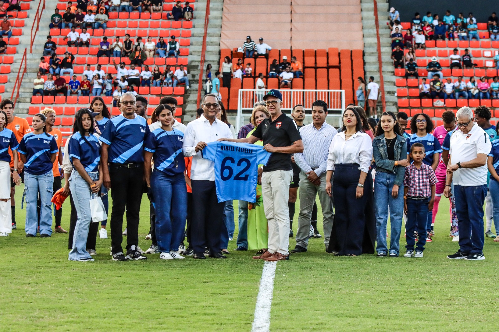 Universidad ISA celebra su 62.º aniversario con presencia institucional en destacados eventos deportivos del Cibao - Imagen 4