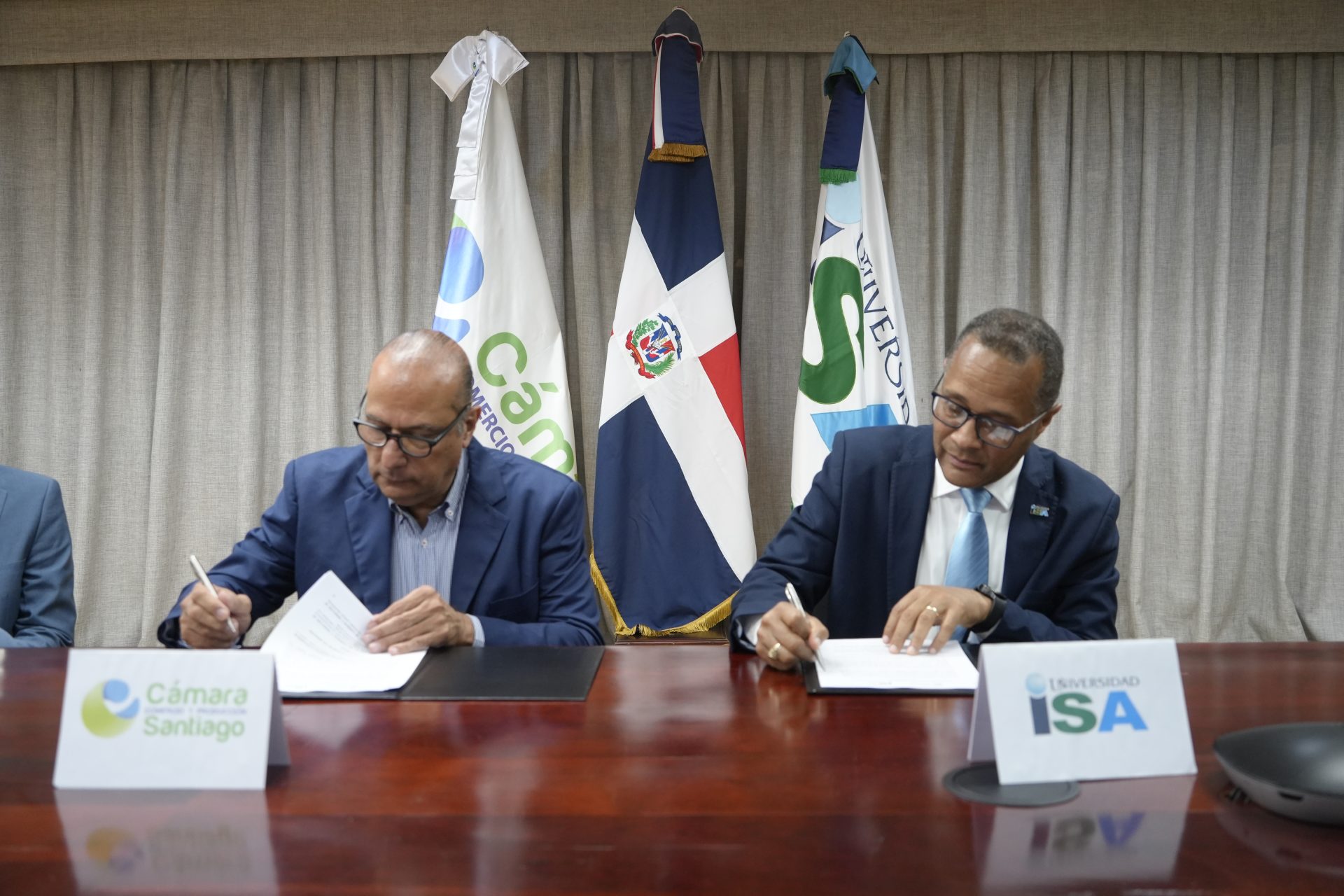 Universidad ISA y Cámara de Comercio de Santiago fortalecen vínculo estratégico para el desarrollo productivo de la región - Imagen 2