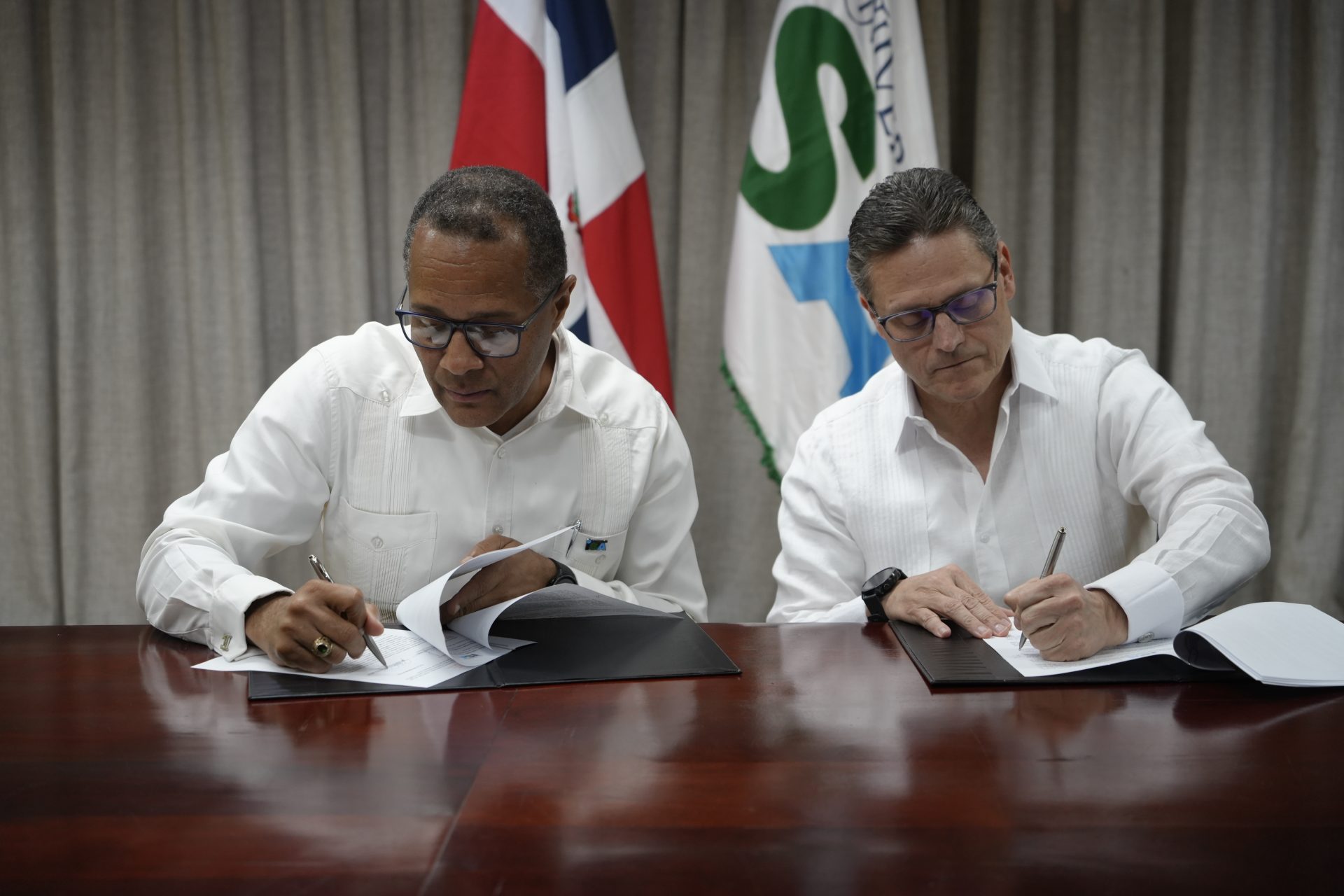 Universidad ISA y Peravia Industrial fortalecen la vinculación entre academia y sector productivo - Imagen 2