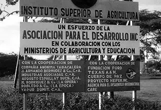 Fundación de la Institución