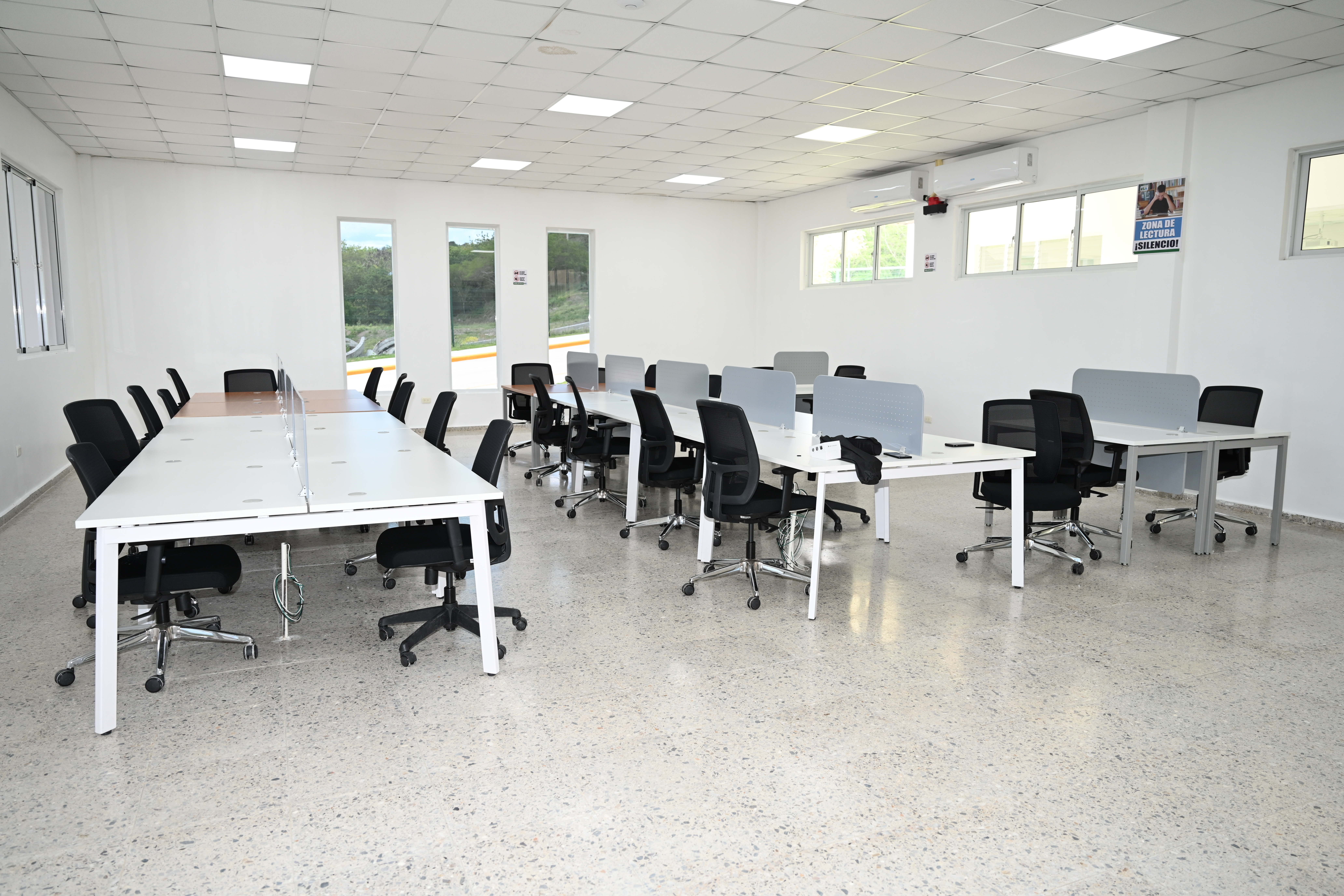 Salón Sur 01