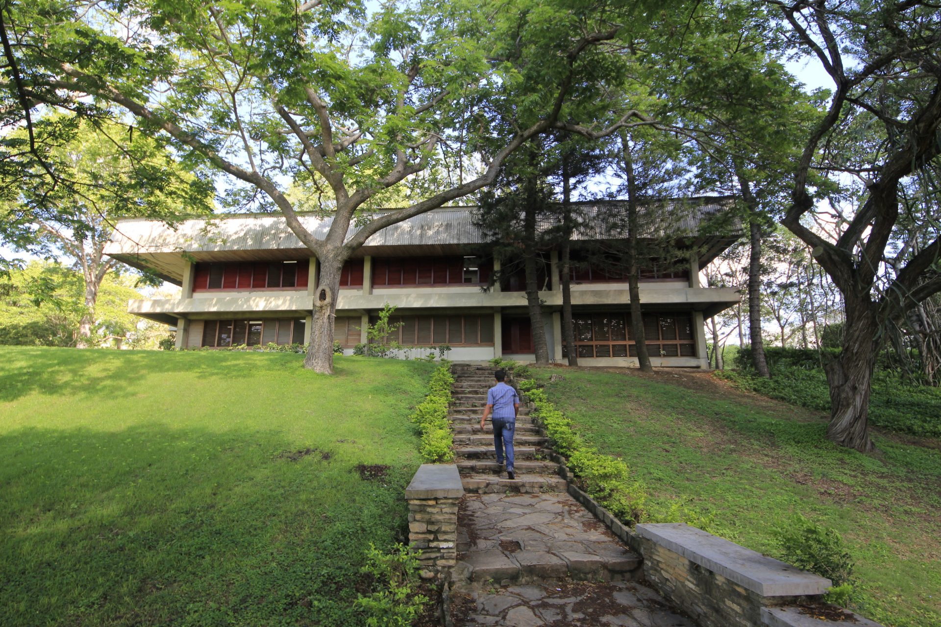 Campus 2