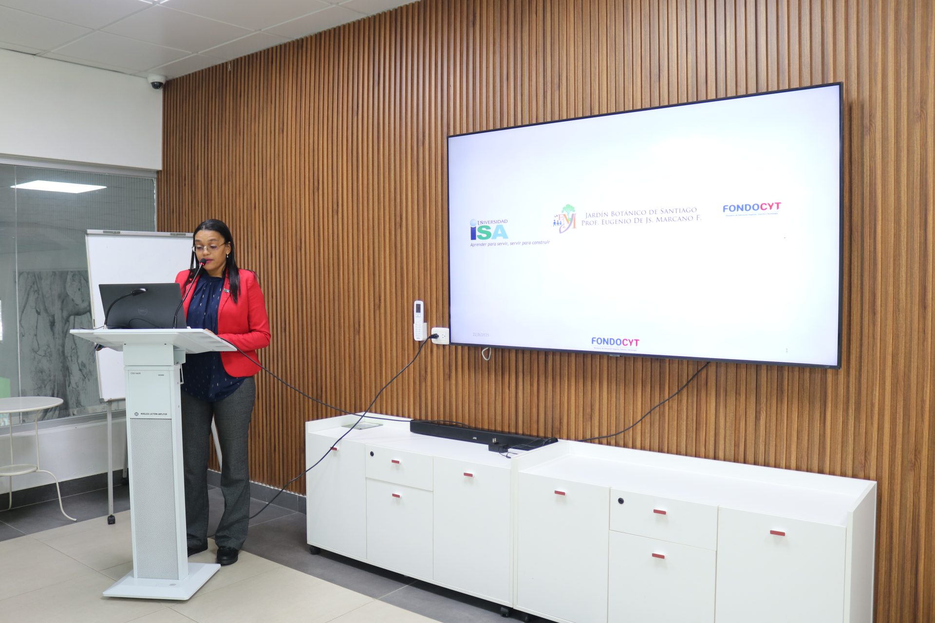 Investigadores de ISA presentan avances en tecnología de cosecha de agua potable