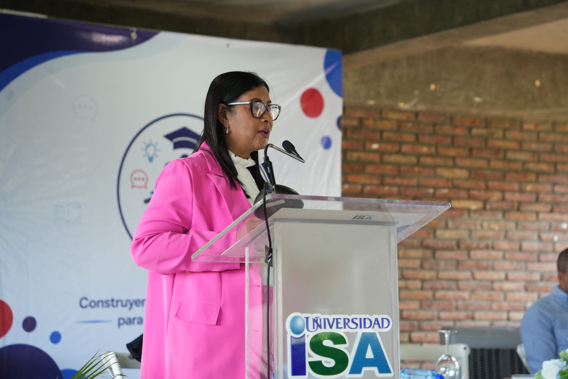 Fortaleciendo las competencias docentes para transformar la educación. - Imagen 2