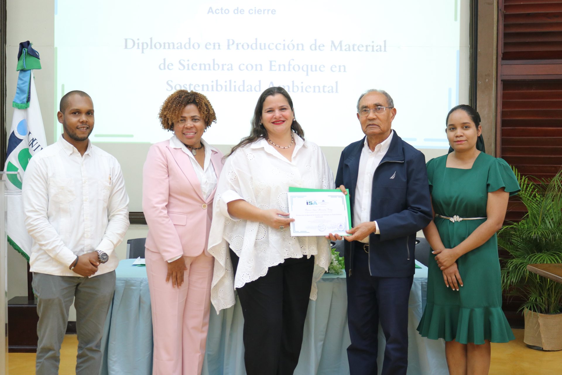 Culmina Diplomado en Producción de Material de Siembra con enfoque en sostenibilidad ambiental