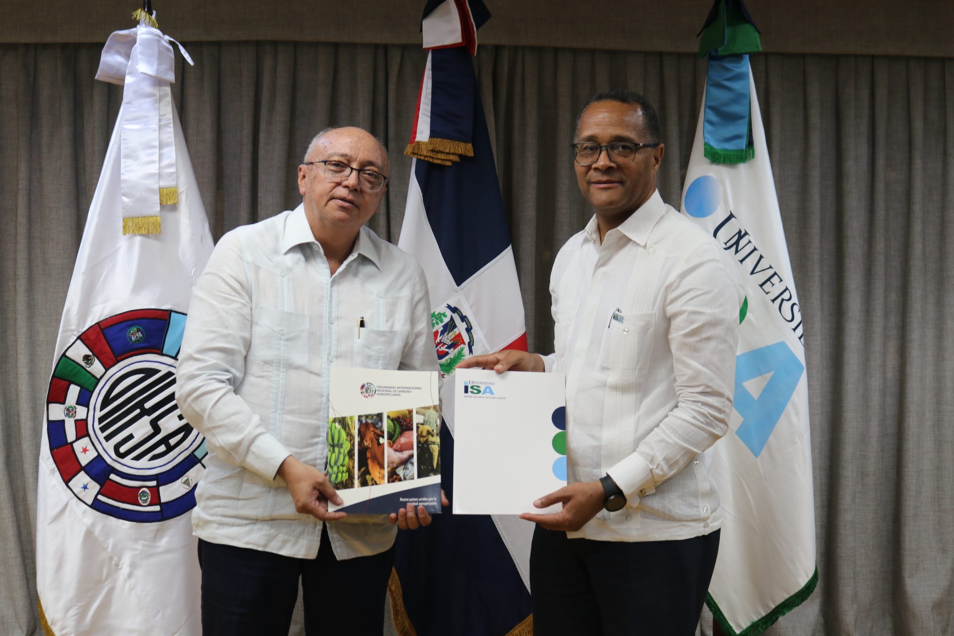 Universidad ISA y OIRSA suscriben acuerdo de cooperación técnica