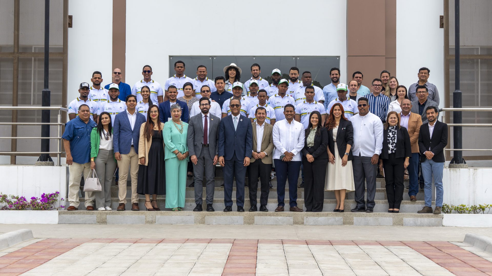 Universidad ISA y Universidad Técnica de Manabí fortalecen cooperación académica, científica y de movilidad internacional